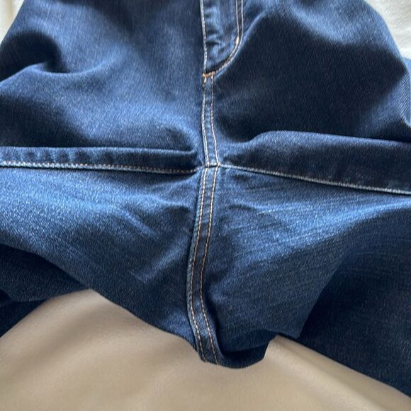 Eddie Bauer Women's Dark Blue Jeans - Picture 14 of 14